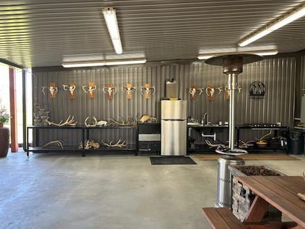 Buck Bayou Hunting Lodge, St Landry, LA, +/-1280ac